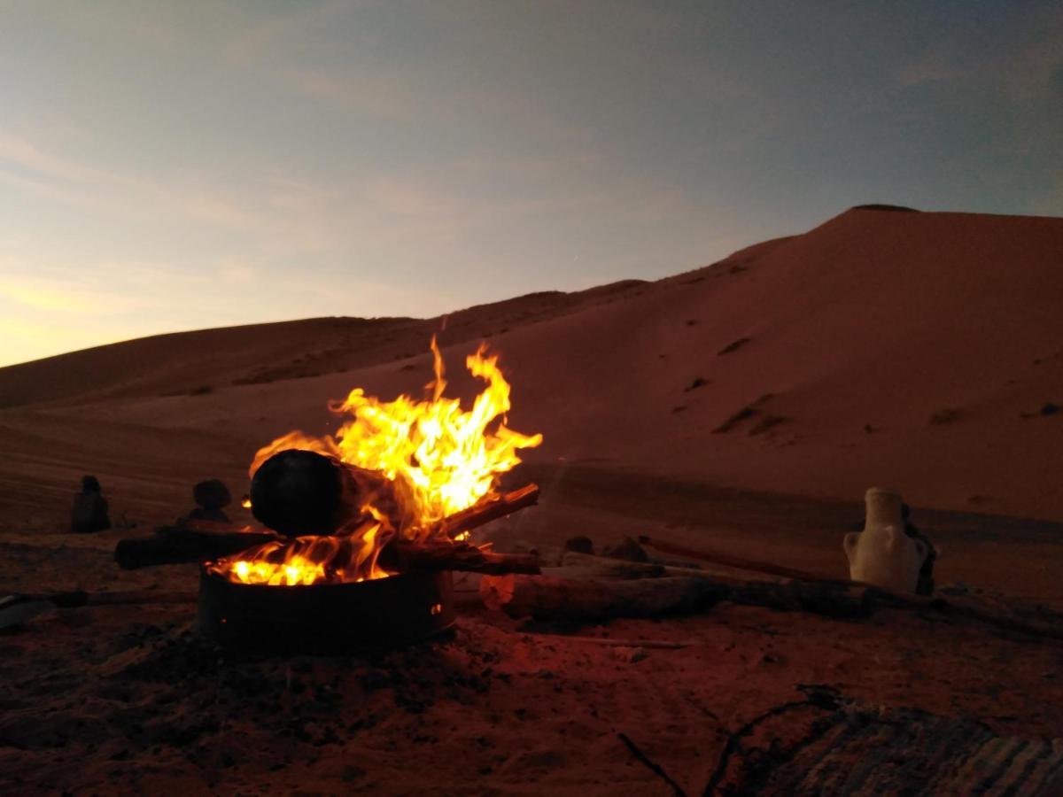 Riad Amar Merzouga Buitenkant foto