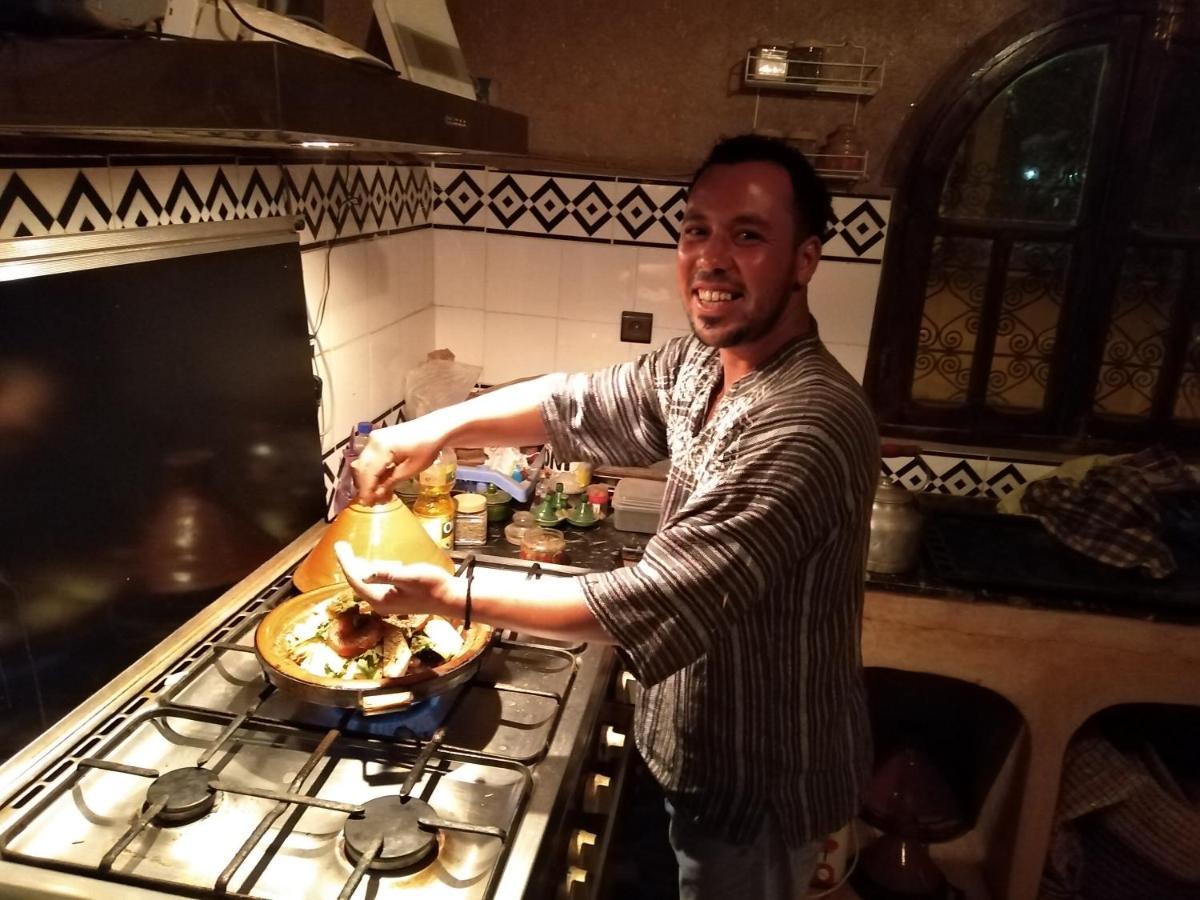 Riad Amar Merzouga Buitenkant foto