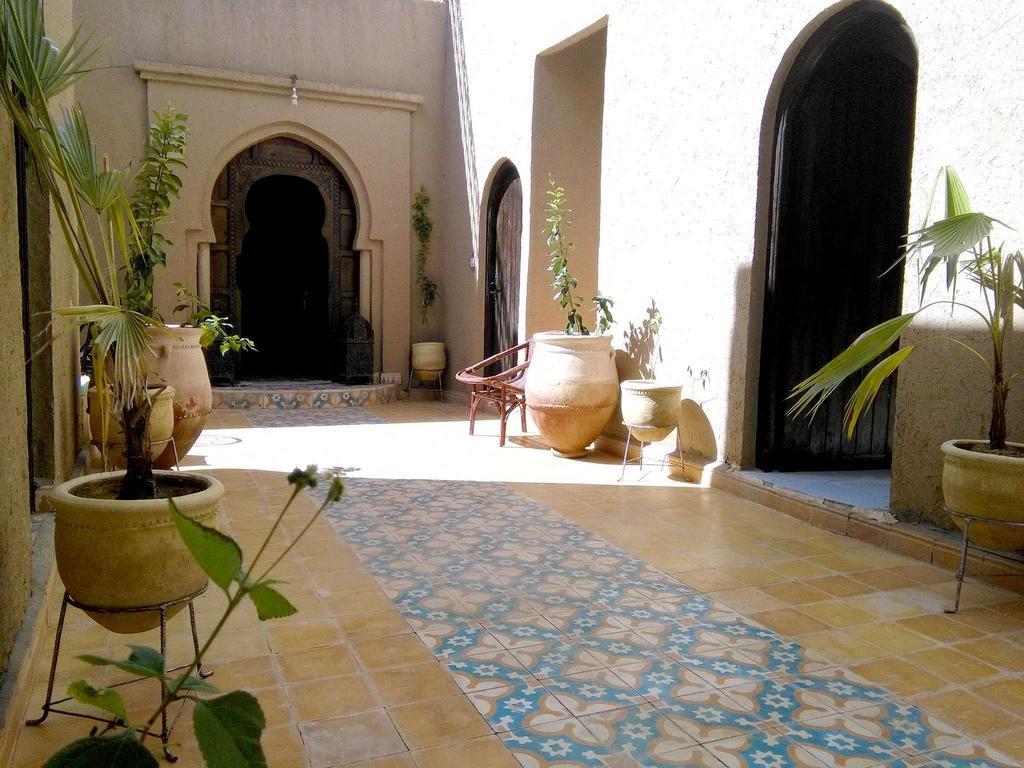Riad Amar Merzouga Buitenkant foto